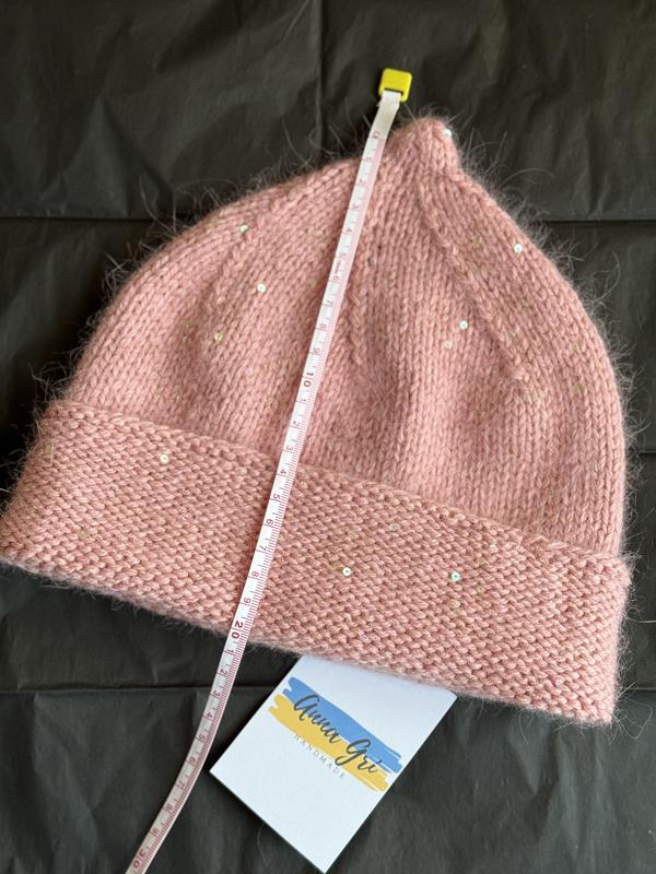 Трендова шапка з пипкою, шапка з пиптиком з хвостиком, ангорова шапка з паєтками - Зображення 4